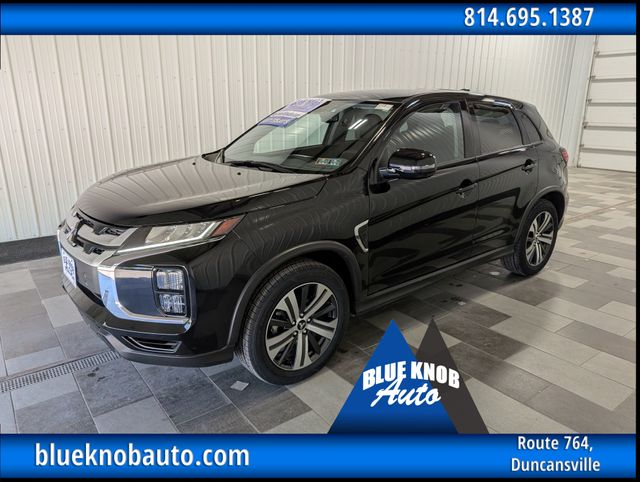 2025 Mitsubishi Outlander Sport's photo