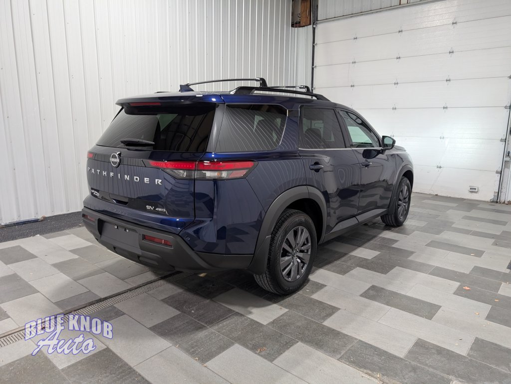 Used 2024 Nissan Pathfinder SV SUV