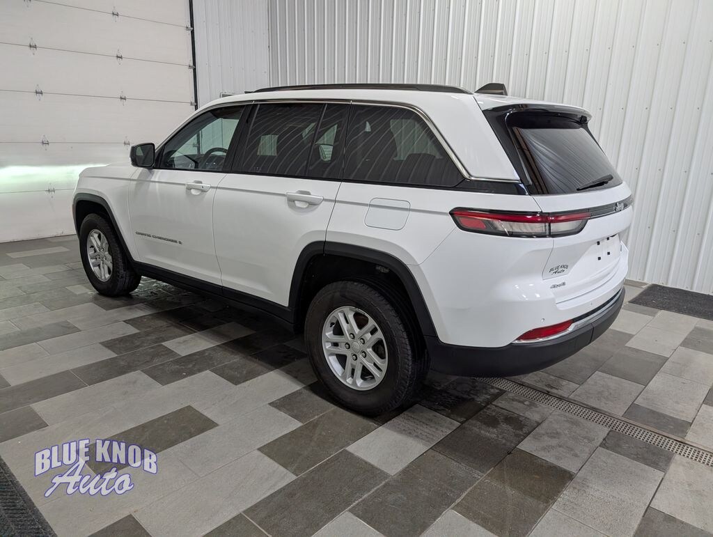 Used 2023 Jeep Grand Cherokee Laredo SUV