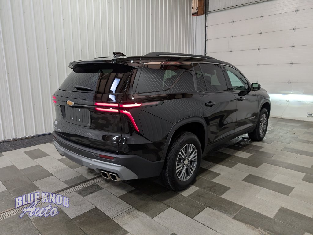 Used 2026 Chevrolet Traverse LT SUV