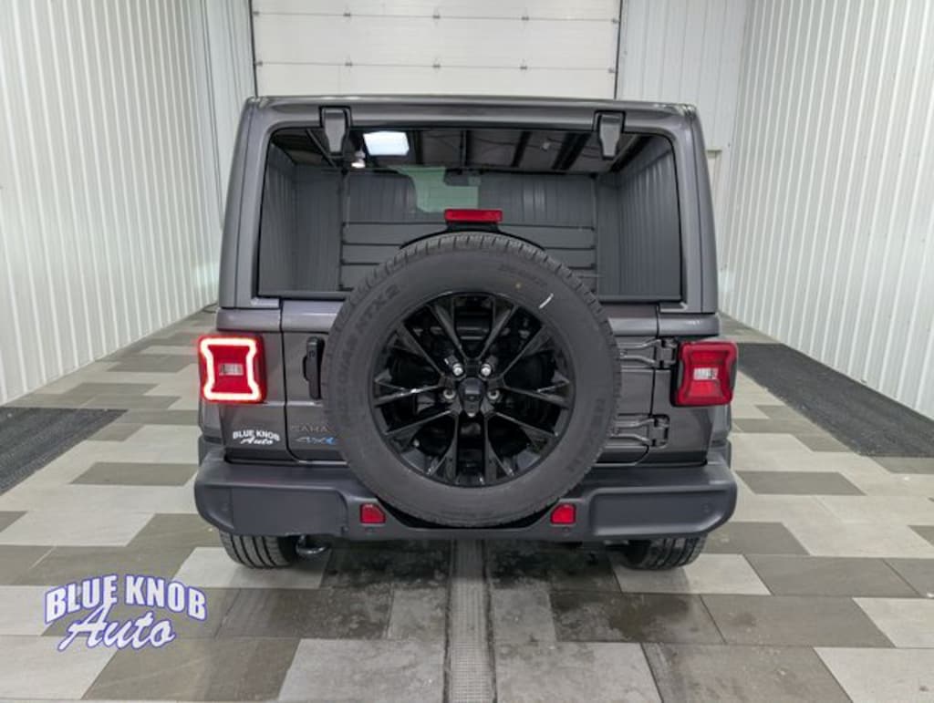 Used 2025 Jeep Wrangler Sahara 4xe SUV
