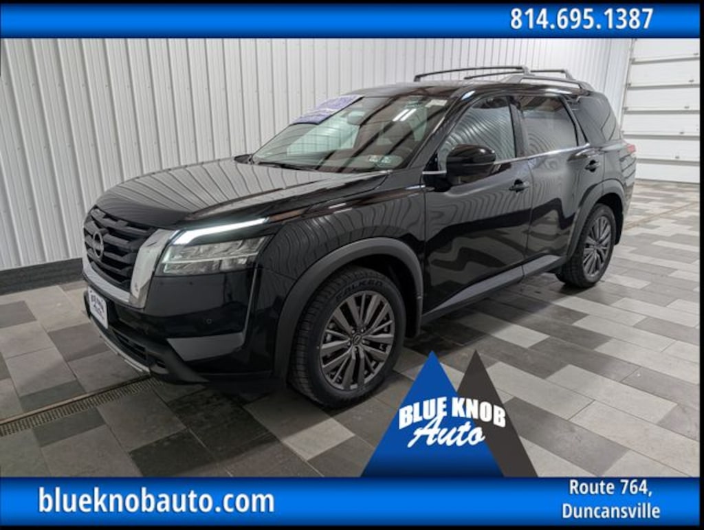 Used 2023 Nissan Pathfinder SL SUV