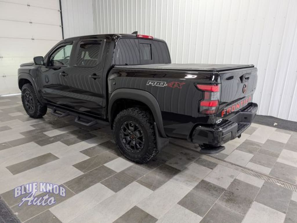 Used 2022 Nissan Frontier PRO-4X Truck