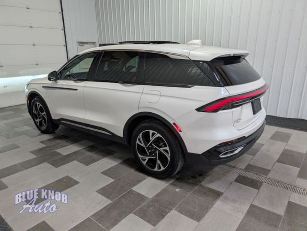 Used 2025 Lincoln Nautilus Premiere SUV