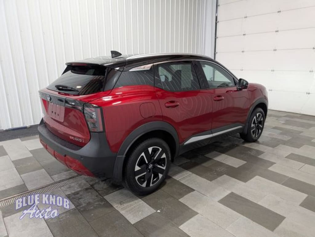 Used 2026 Nissan Kicks SR SUV