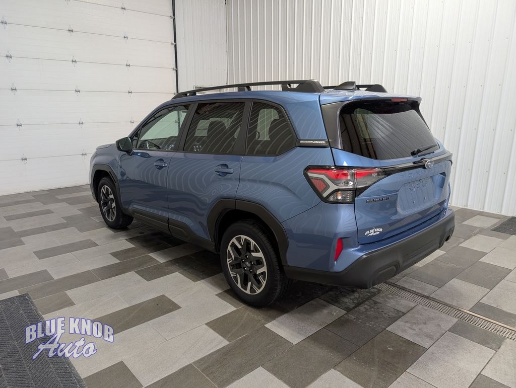 Used 2025 Subaru Forester Premium SUV