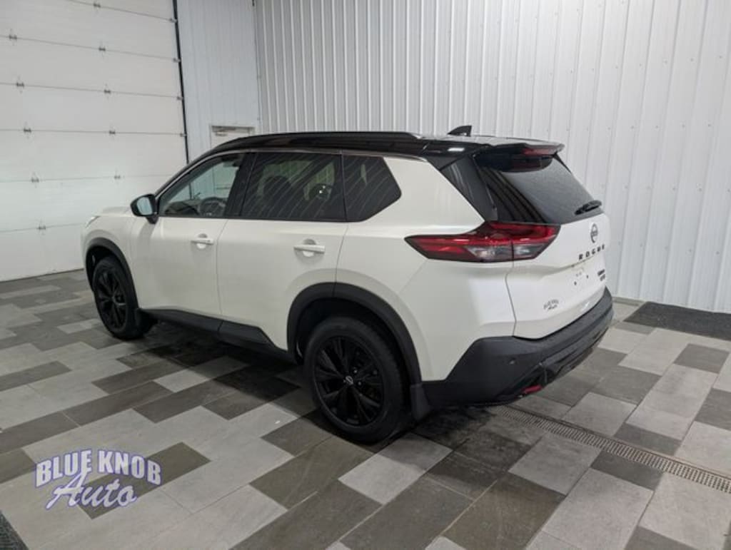 Used 2023 Nissan Rogue SV SUV