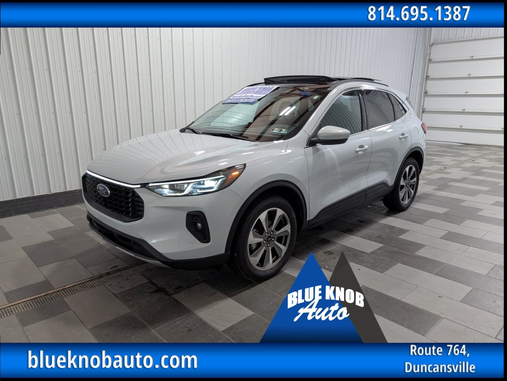 Used 2025 Ford Escape Platinum SUV