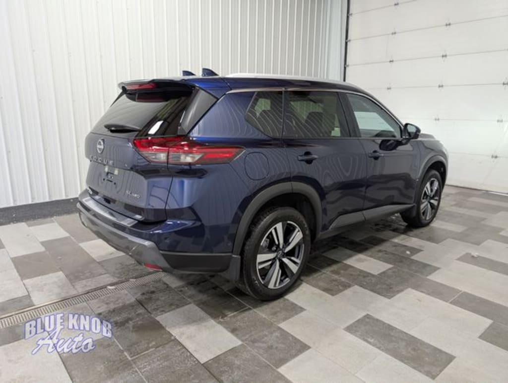 Used 2025 Nissan Rogue SL SUV