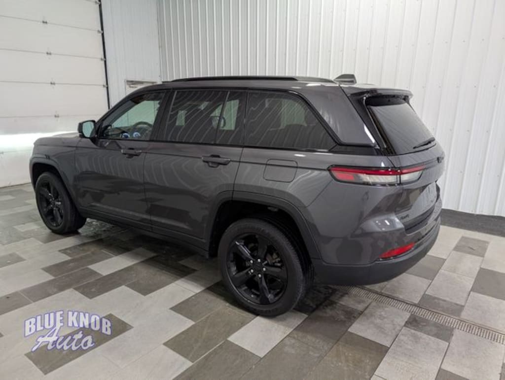 Used 2025 Jeep Grand Cherokee Altitude X SUV