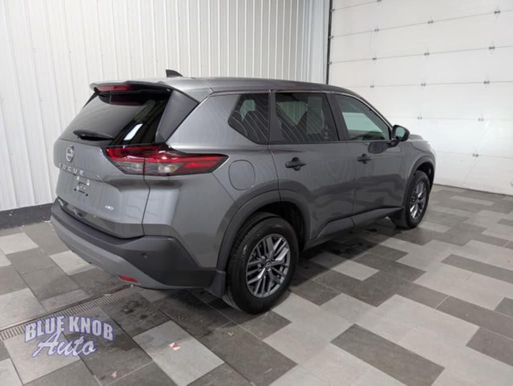Used 2023 Nissan Rogue S SUV