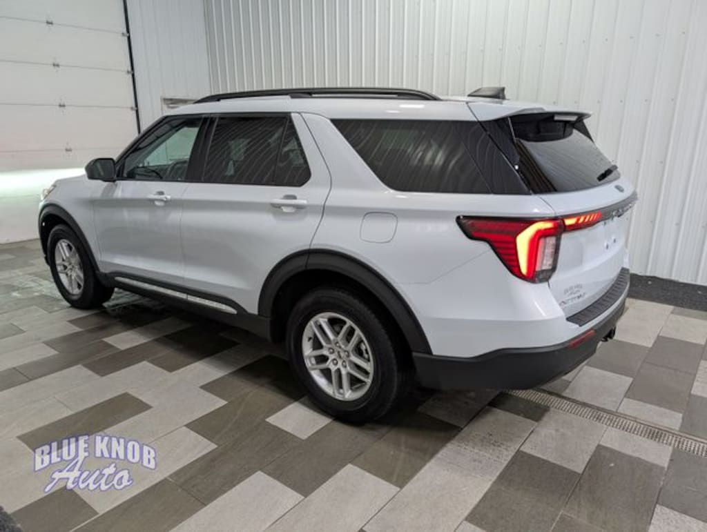 Used 2025 Ford Explorer Active SUV