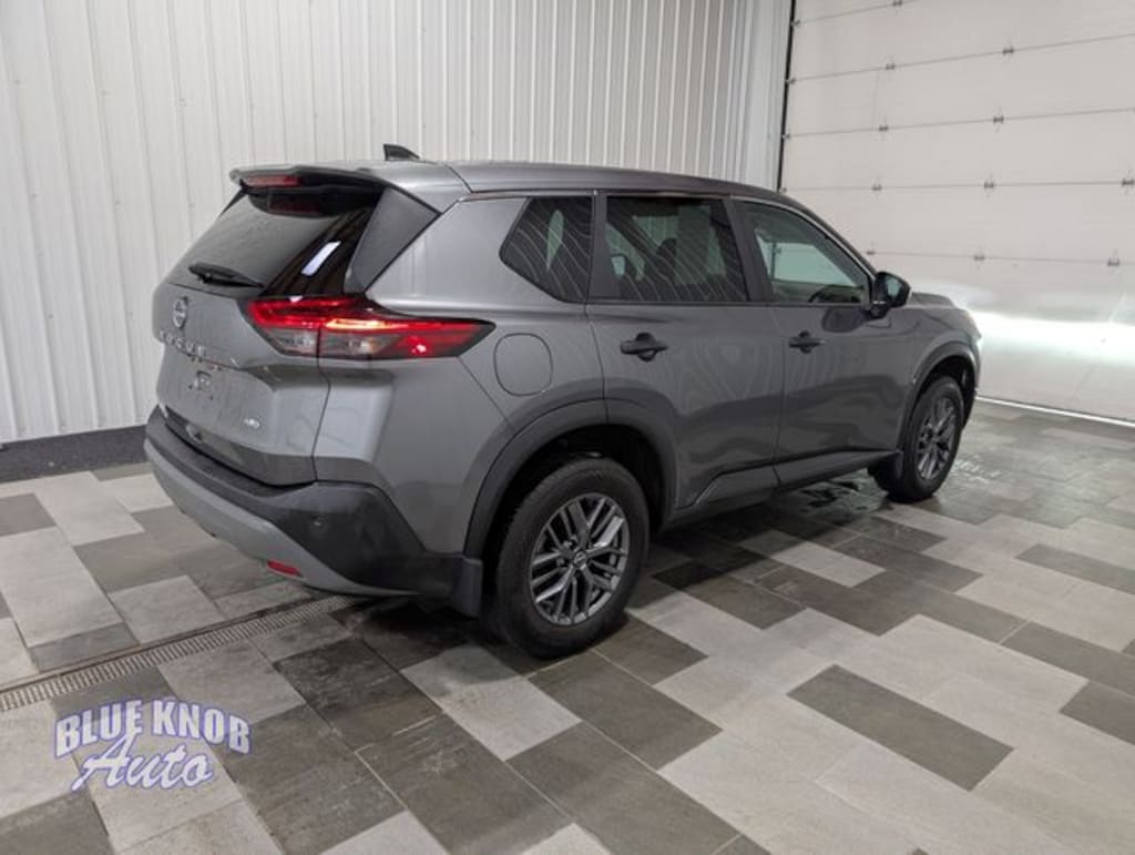 Used 2023 Nissan Rogue S SUV