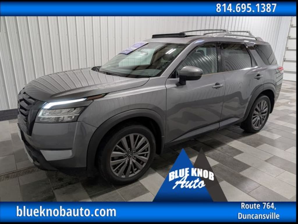 Used 2023 Nissan Pathfinder SL SUV
