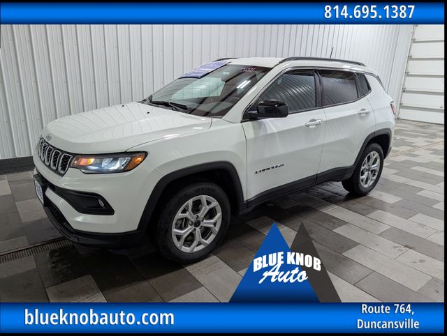 2025 Jeep Compass Latitude 4X4's photo