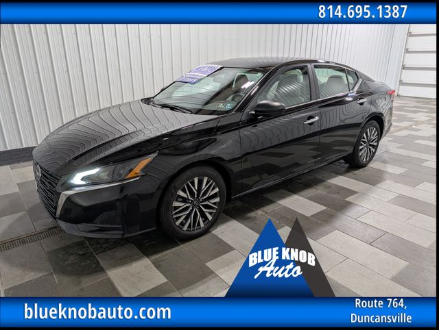 2025 Nissan Altima 2.5 SV's photo