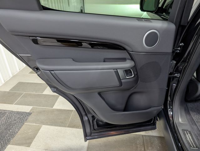 2025 Land Rover Discovery S - Photo 9