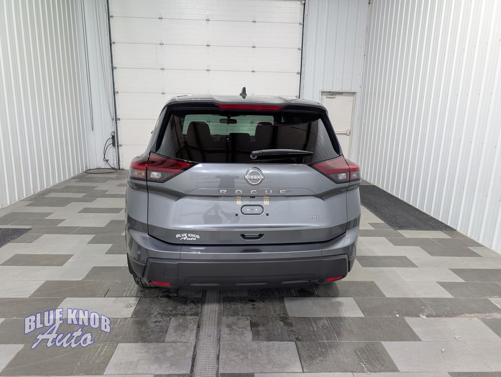 Used 2024 Nissan Rogue S SUV