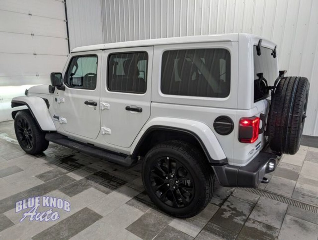 Used 2025 Jeep Wrangler Sahara 4xe SUV