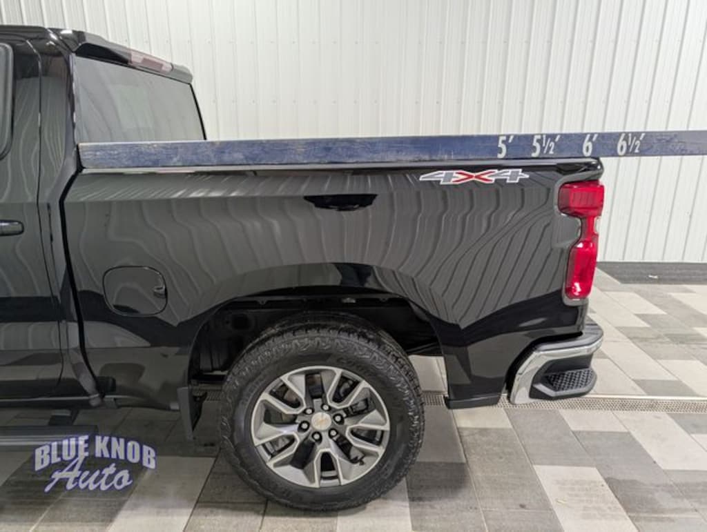 Used 2024 Chevrolet Silverado 1500 LT Truck