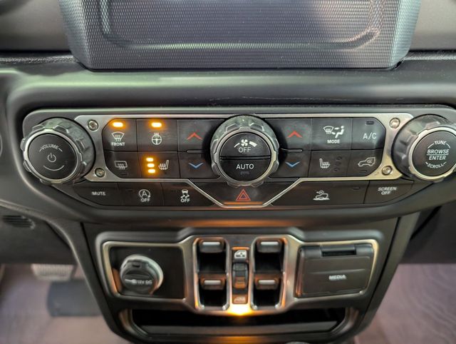 2022 Jeep Wrangler Unlimited Willys - Photo 19