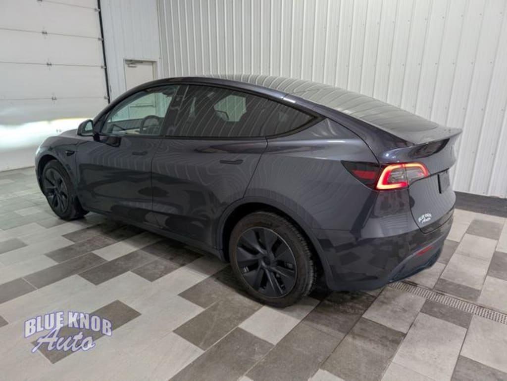 Used 2024 Tesla Model Y Long Range SUV