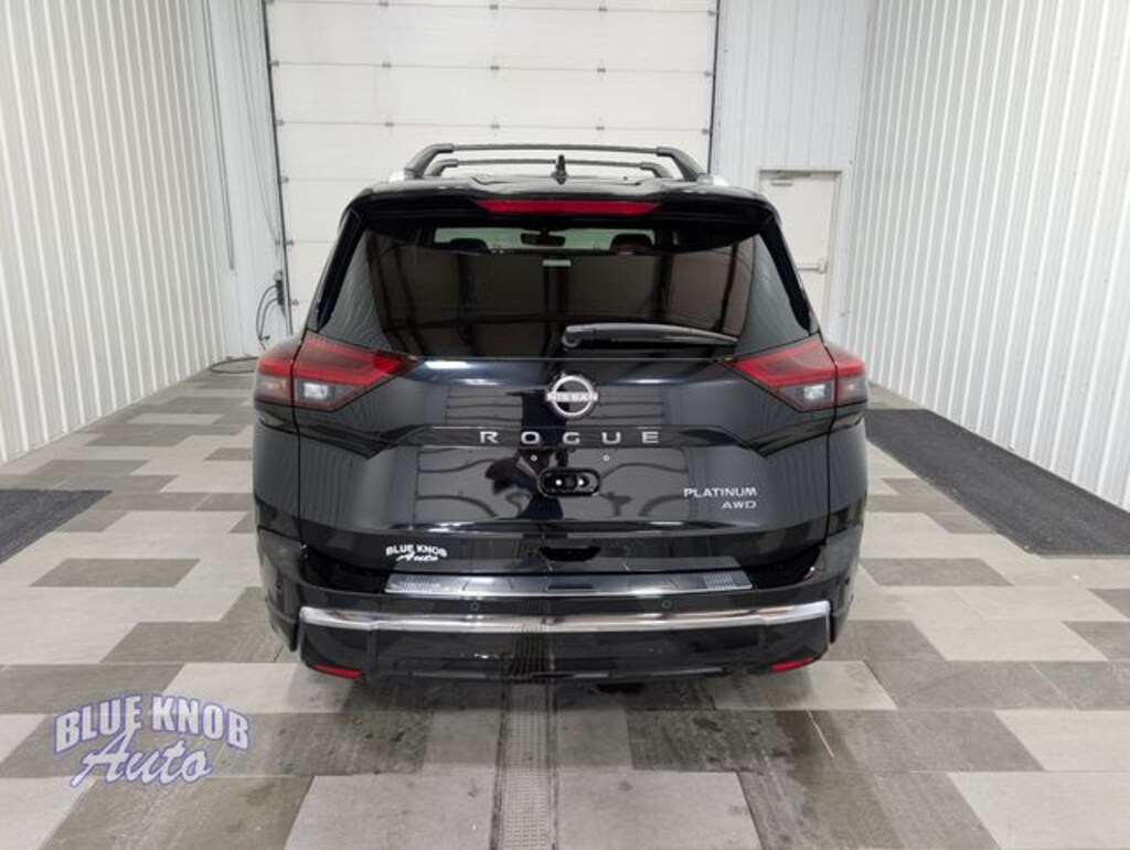 Used 2024 Nissan Rogue Platinum SUV