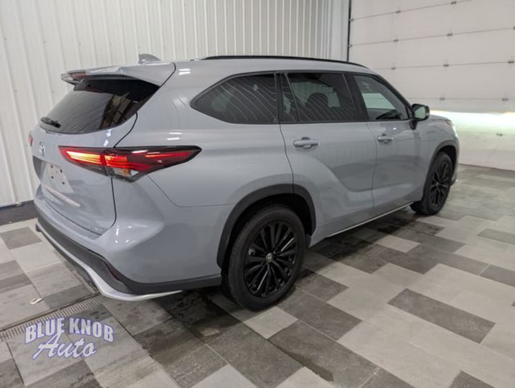 Used 2025 Toyota Highlander XSE SUV