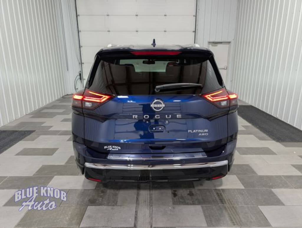 Used 2024 Nissan Rogue Platinum SUV