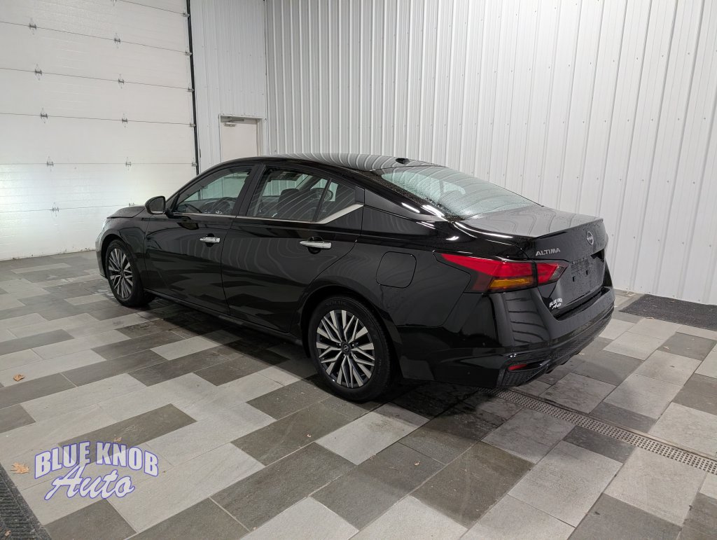 Used 2025 Nissan Altima 2.5 SV Sedan