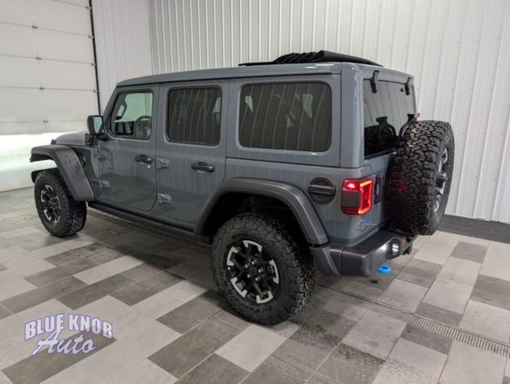 Used 2025 Jeep Wrangler Rubicon 4xe SUV