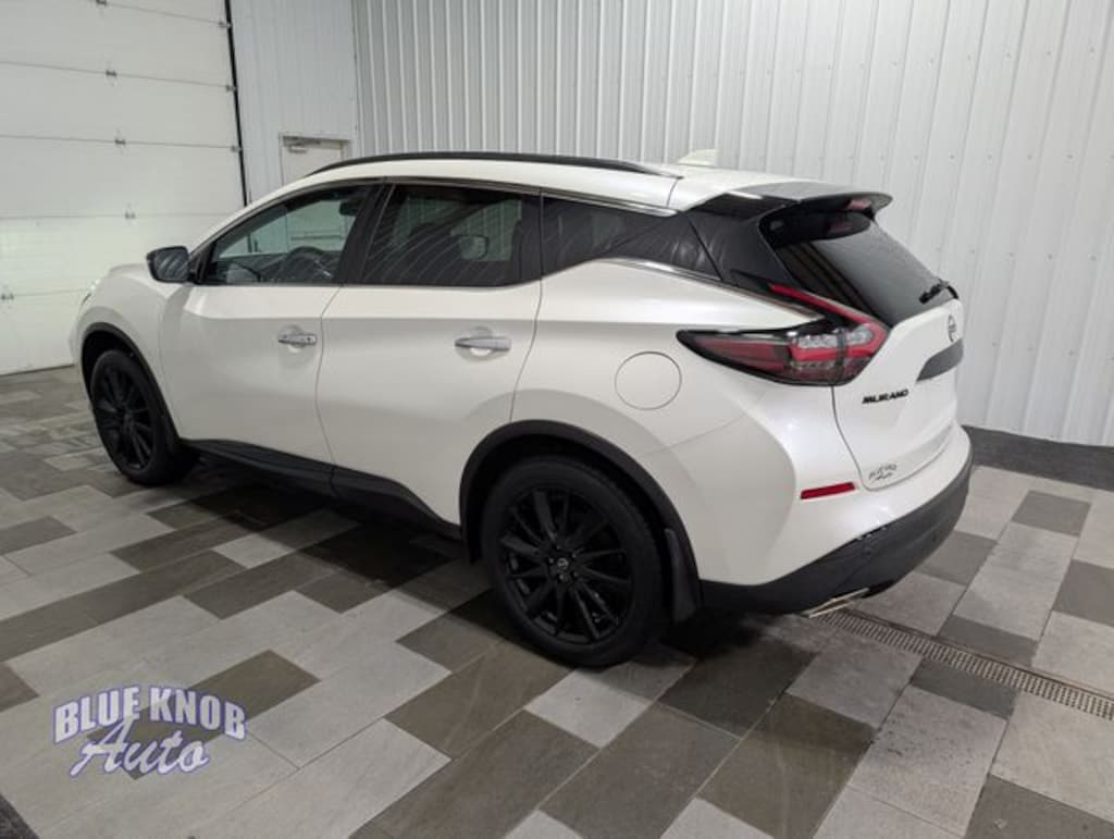Used 2023 Nissan Murano SV SUV