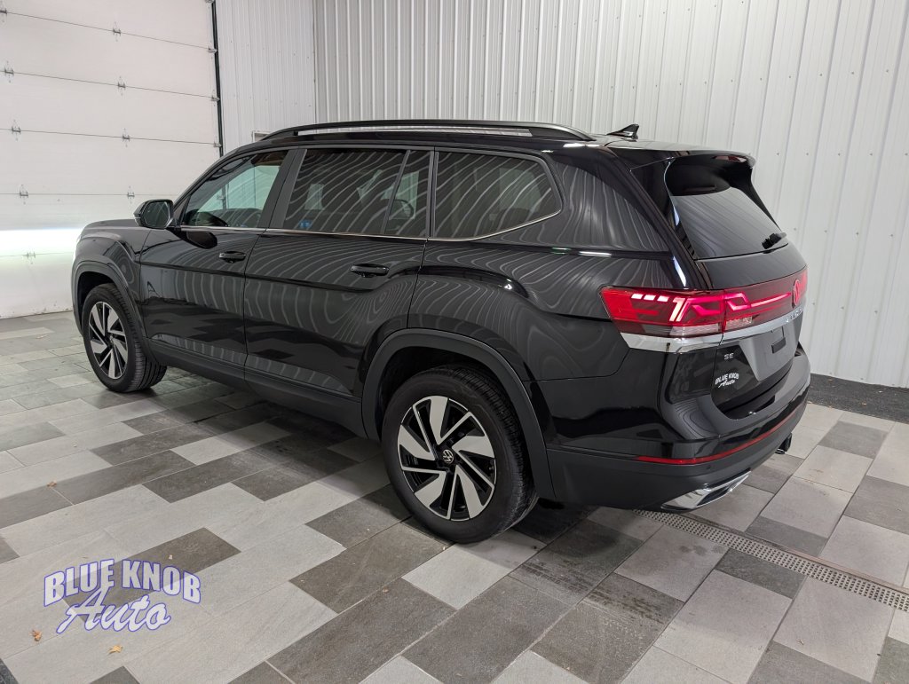 Used 2025 Volkswagen Atlas 2.0T SE w/Technology SUV