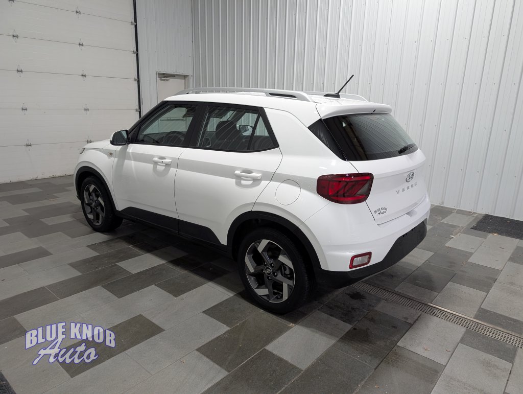 Used 2026 Hyundai Venue SEL SUV