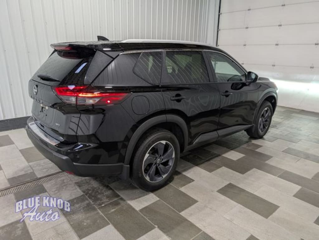 Used 2025 Nissan Rogue SV SUV