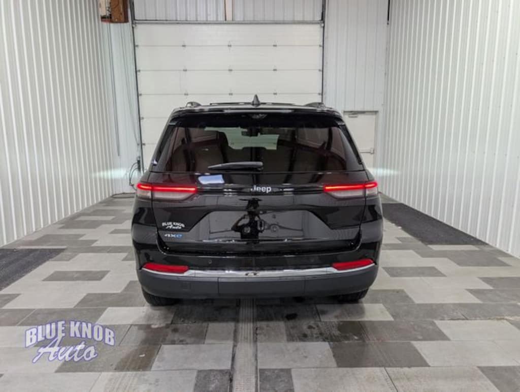 Used 2023 Jeep Grand Cherokee 4xe SUV