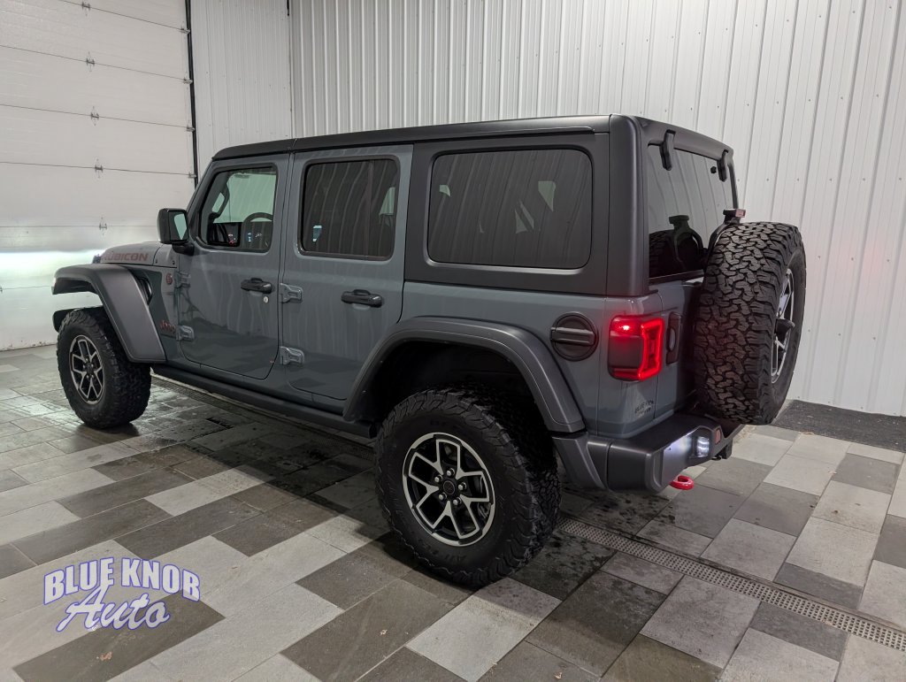 Used 2025 Jeep Wrangler Rubicon SUV