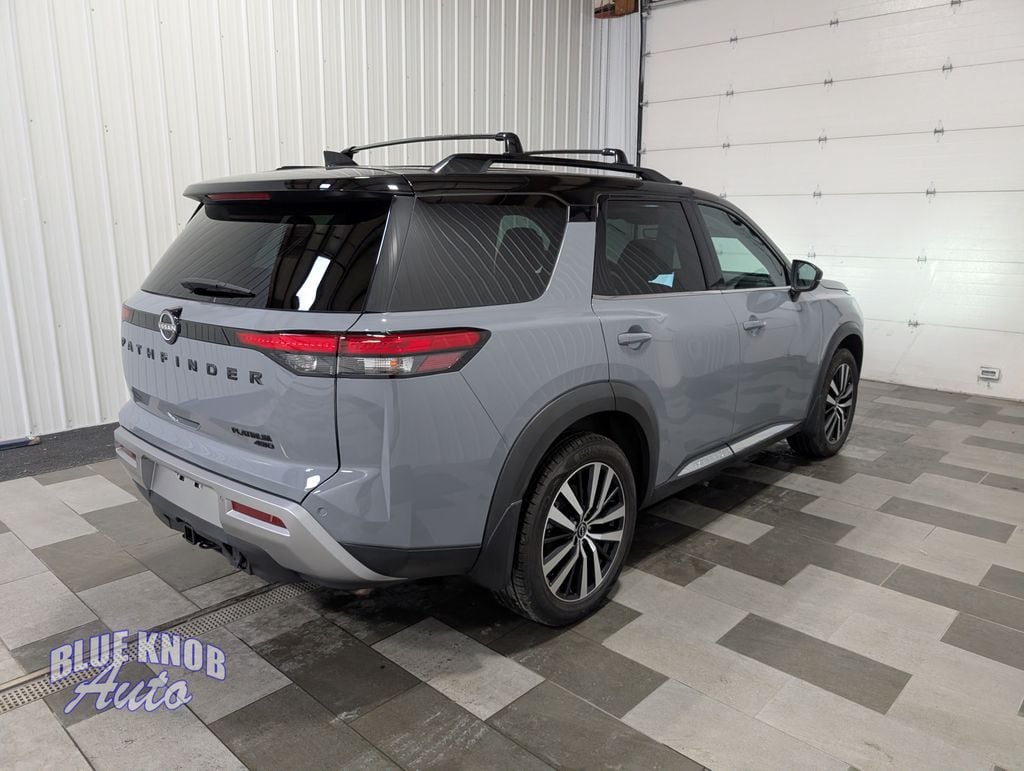 Used 2023 Nissan Pathfinder Platinum SUV
