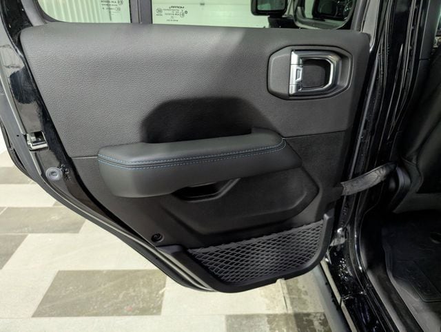 2023 Jeep Wrangler 4xe Rubicon 4XE - Photo 8