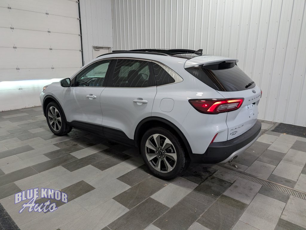 Used 2025 Ford Escape Platinum SUV