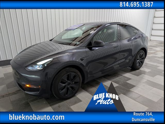 2024 Tesla Model Y Long Range Dual Motor All-Wheel Drive's photo