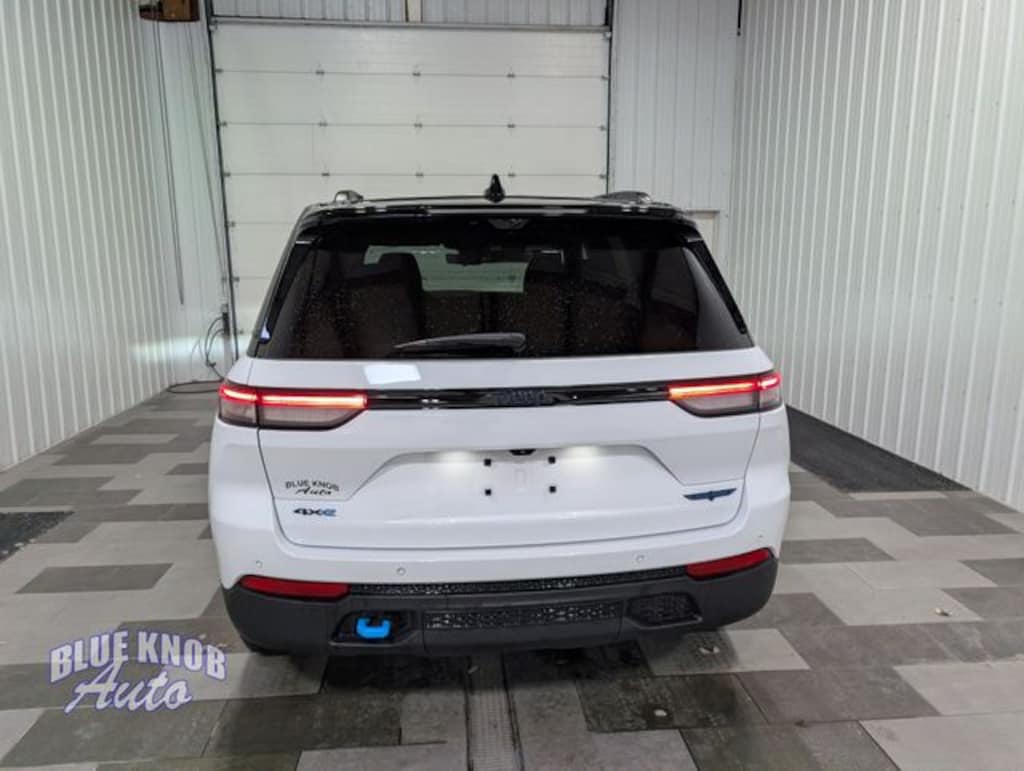 Used 2023 Jeep Grand Cherokee Trailhawk 4xe SUV