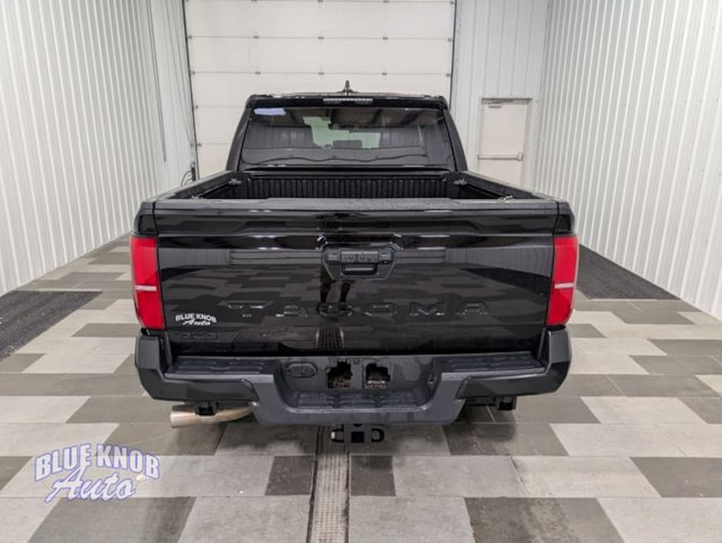 Used 2025 Toyota Tacoma TRD Off-Road Truck