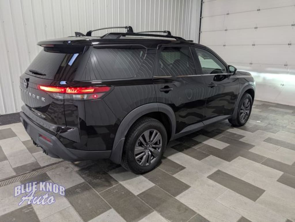 Used 2023 Nissan Pathfinder SV SUV