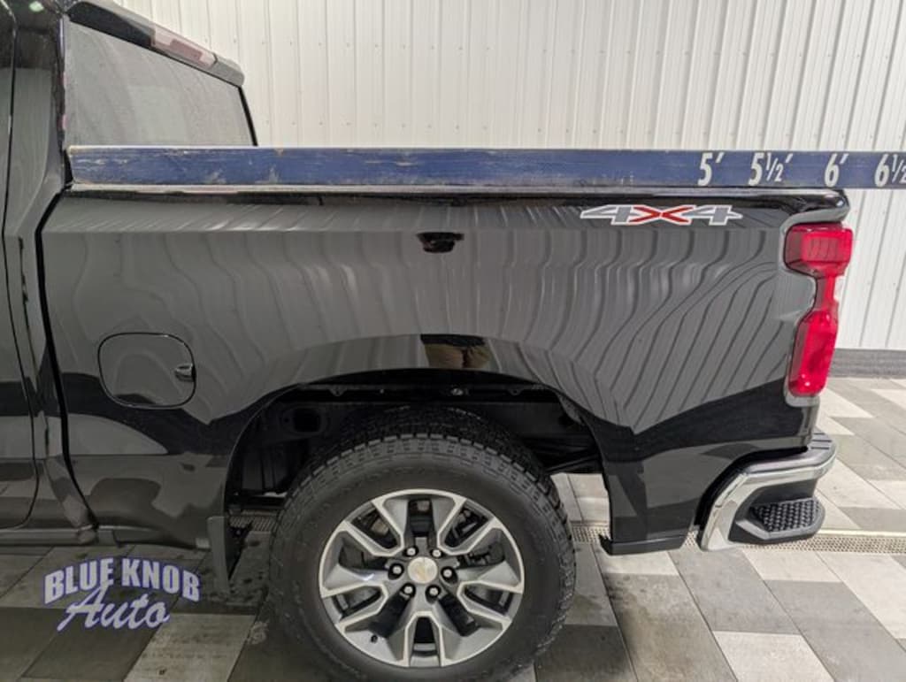 Used 2023 Chevrolet Silverado 1500 LT Truck