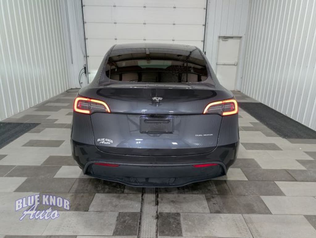 Used 2024 Tesla Model Y Long Range SUV