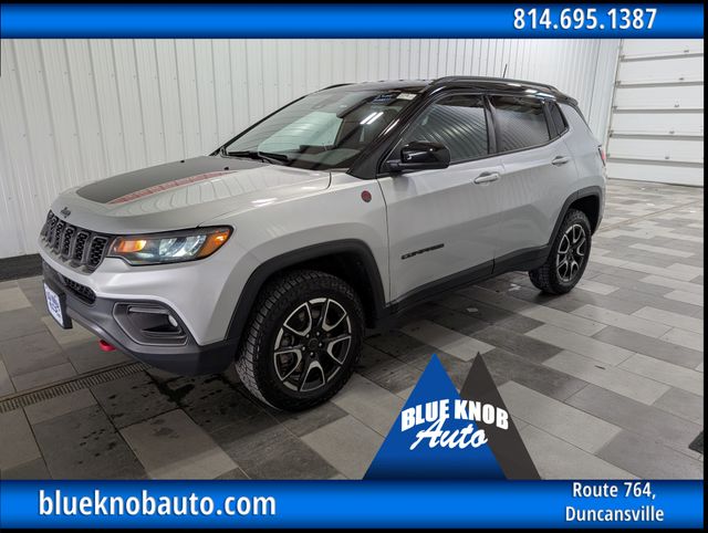 2025 Jeep Compass Trailhawk 4X4's photo