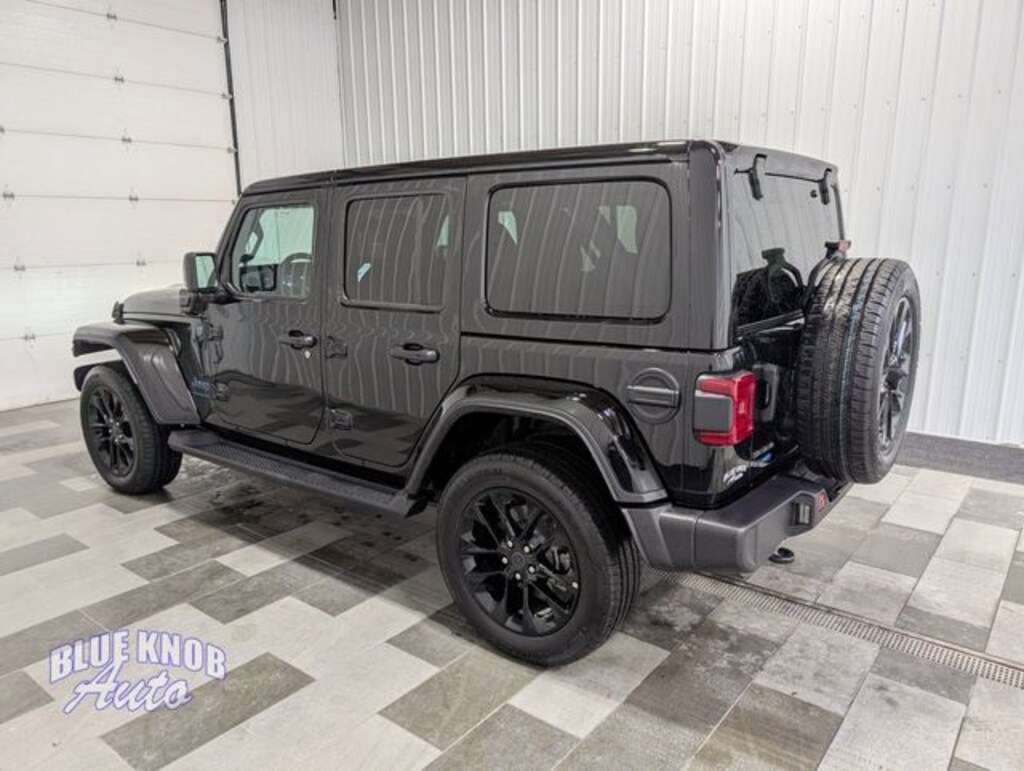 Used 2025 Jeep Wrangler Sahara 4xe SUV