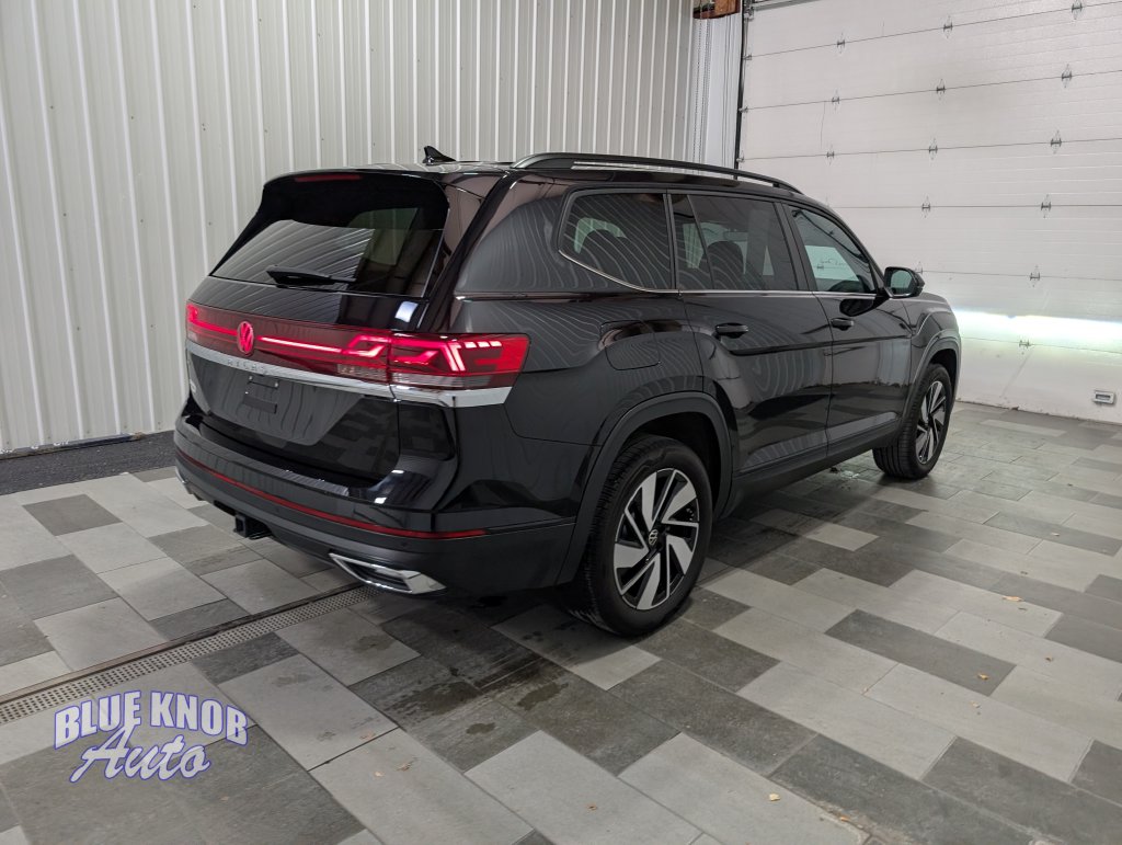 Used 2025 Volkswagen Atlas 2.0T SE w/Technology SUV