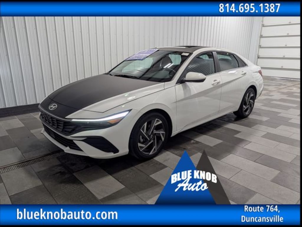 Used 2025 Hyundai Elantra SEL Convenience Sedan